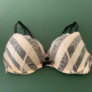 Victoria Secret Very Sexy Push Up